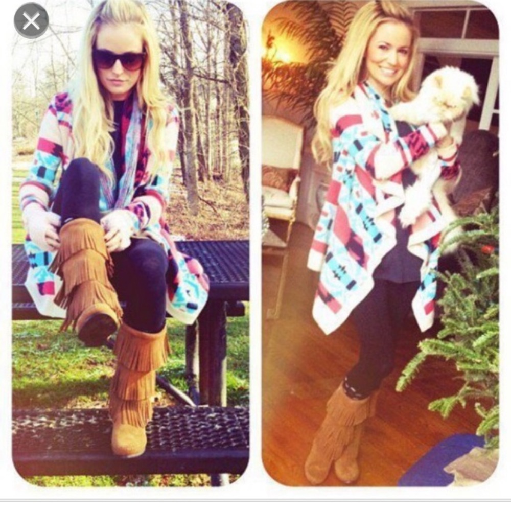 Aztec sweater cardigan aso Emily Maynard - Picture 1 of 3